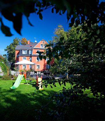Pytloun Design Self Check-In Hotel | Liberec | Pytloun Design Hotel I Exteriér - léto